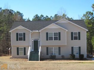 113 Pine Grove Ln, Lagrange, GA 30241