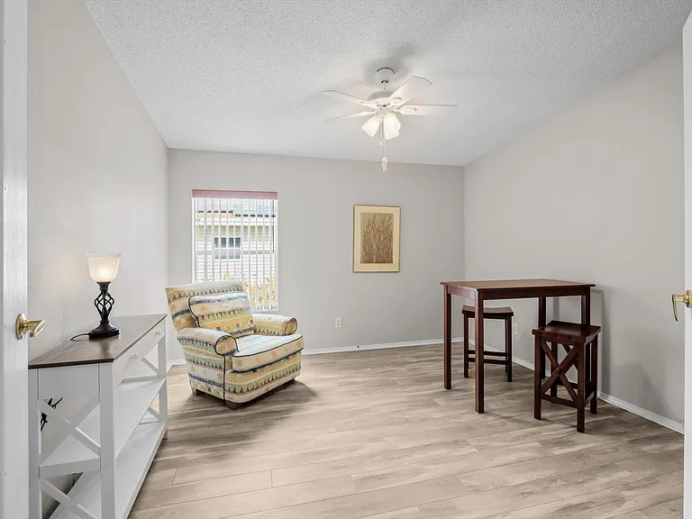 8032 Meadowlark Ln — Photo 23