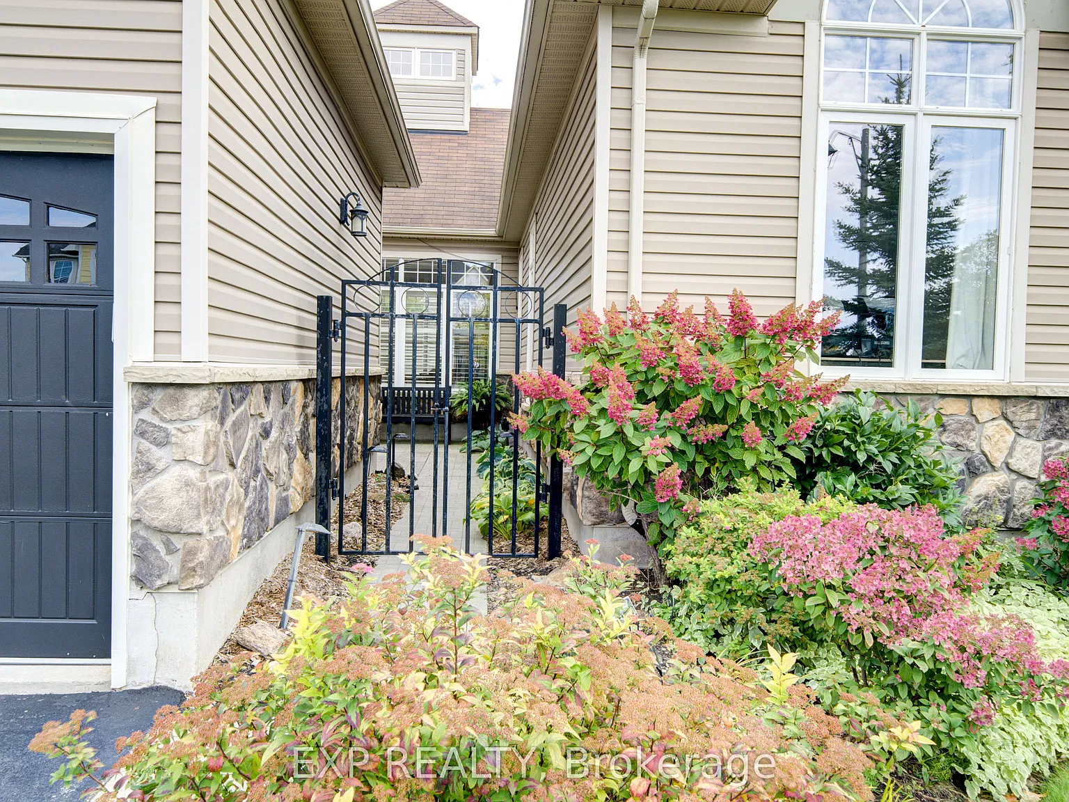 4 bed, $15,000 — Photo 2