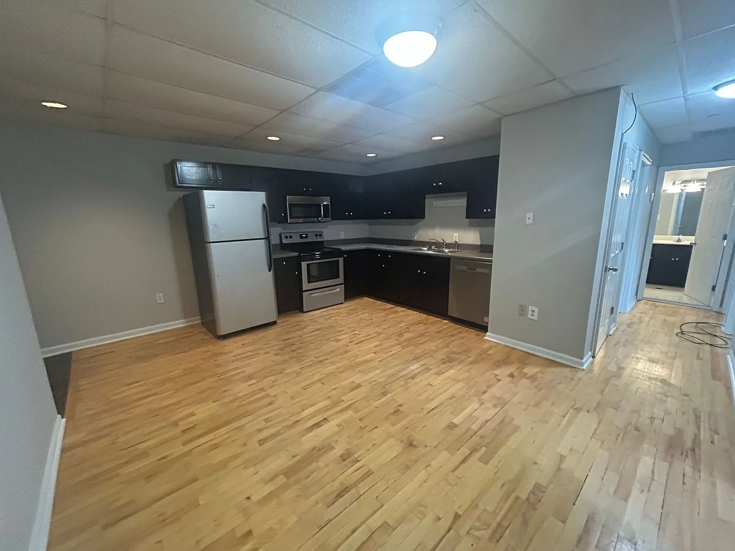 254 E Clayton Street — Photo 3