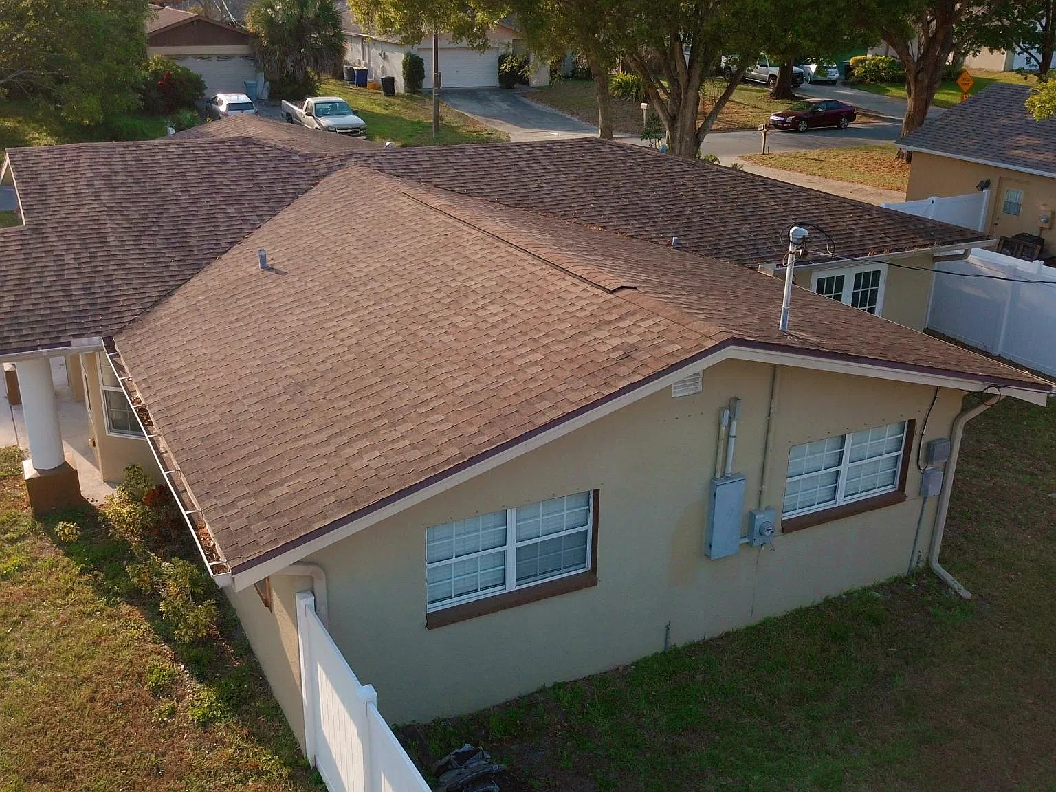 3 bed, 2.5 bath, 1641 sqft, $2,500 — Photo 4