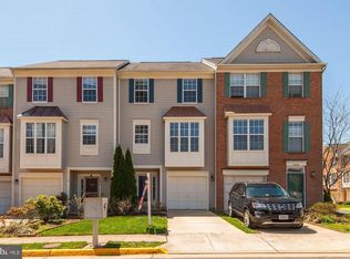 2432 Mountain Mill Pl, Herndon, VA 20171
