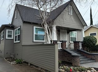 519 30th St, Sacramento, CA 95816