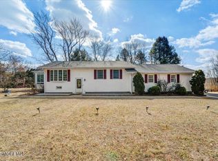 267 Sweetmans Ln, Millstone Township, NJ 08535