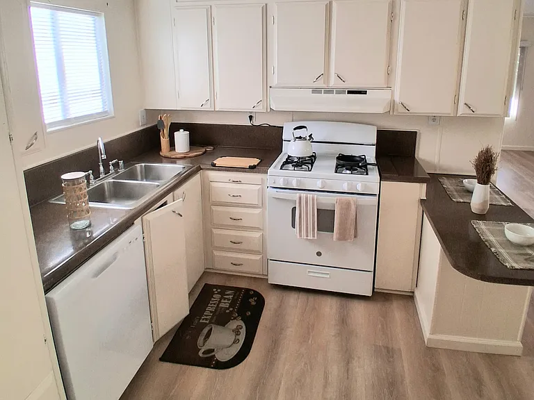 14TB Kitchen
