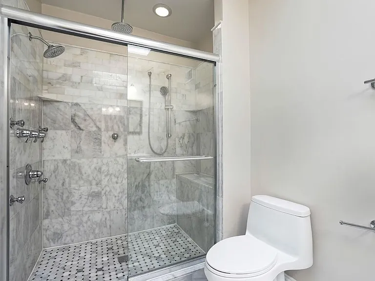 154 T St NE #2 — Photo 10