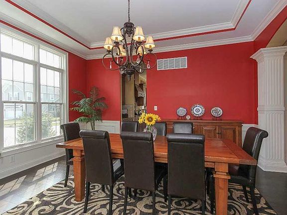 5th image of 6703 Beekman Pl