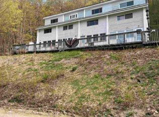 832 Grandview Lodge Road, Plymouth, VT 05056