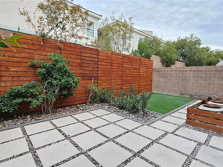 266 Echo Dell Ct — Photo 1