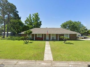 2400 E Birch Dr, Gulfport, MS 39503