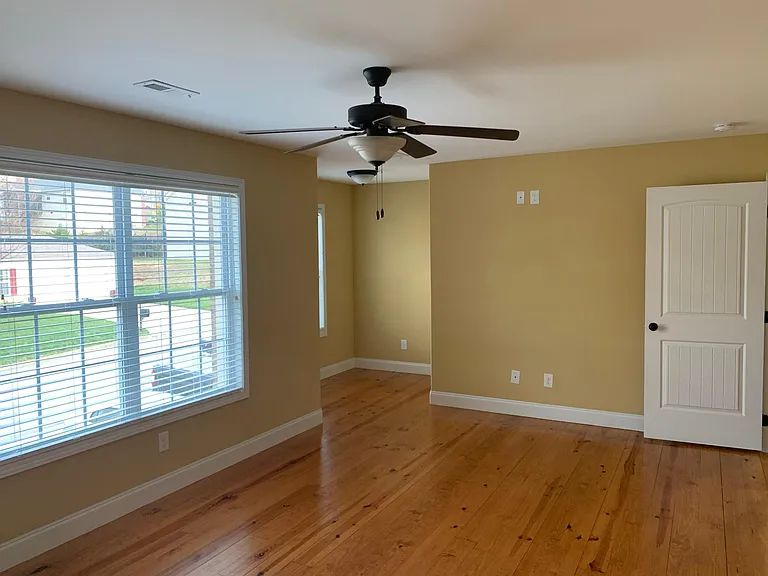 6406 Airtree Ln — Photo 16