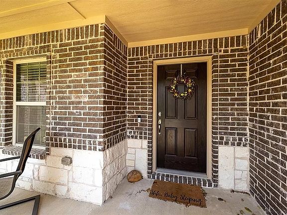 3rd image of 11625 Parade Dr