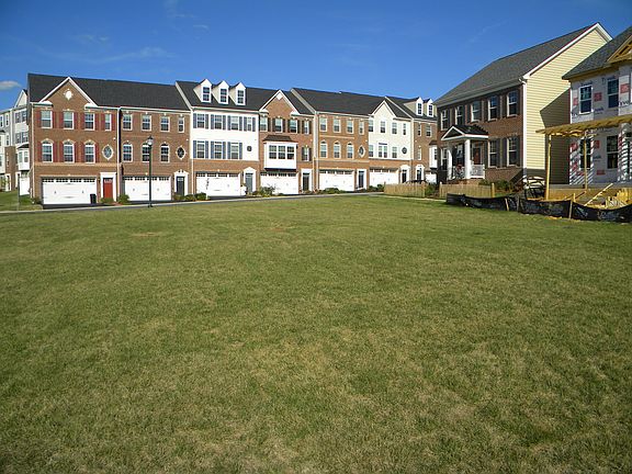Expansive Open Area outside your front door!
