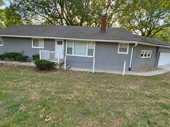 6300 W 83rd St, Overland Park, KS 66204