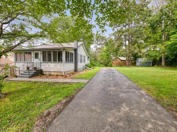 6 Butler Ln, West Milford Twp., NJ 07480