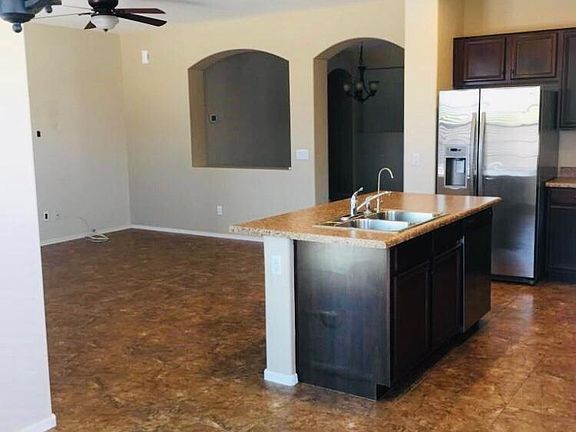4th image of 16089 W Anasazi St