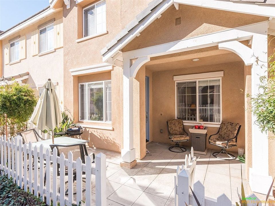 2nd image of 1441 Levant Ln Unit 3