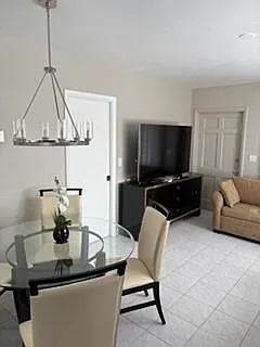 1 bed, 1.0 bath, 575 sqft, $1,550 — Photo 4
