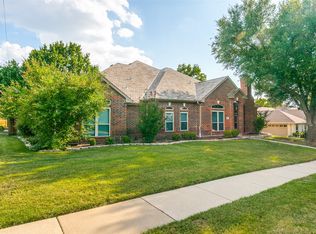 1801 Fern Ct, Grapevine, TX 76051