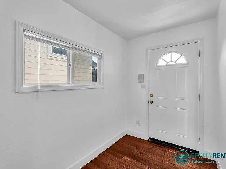 21 Crescent Ave #B — Photo 1