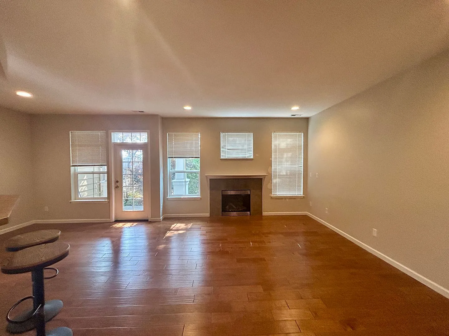 4653 Wade st Bellingham — Photo 3
