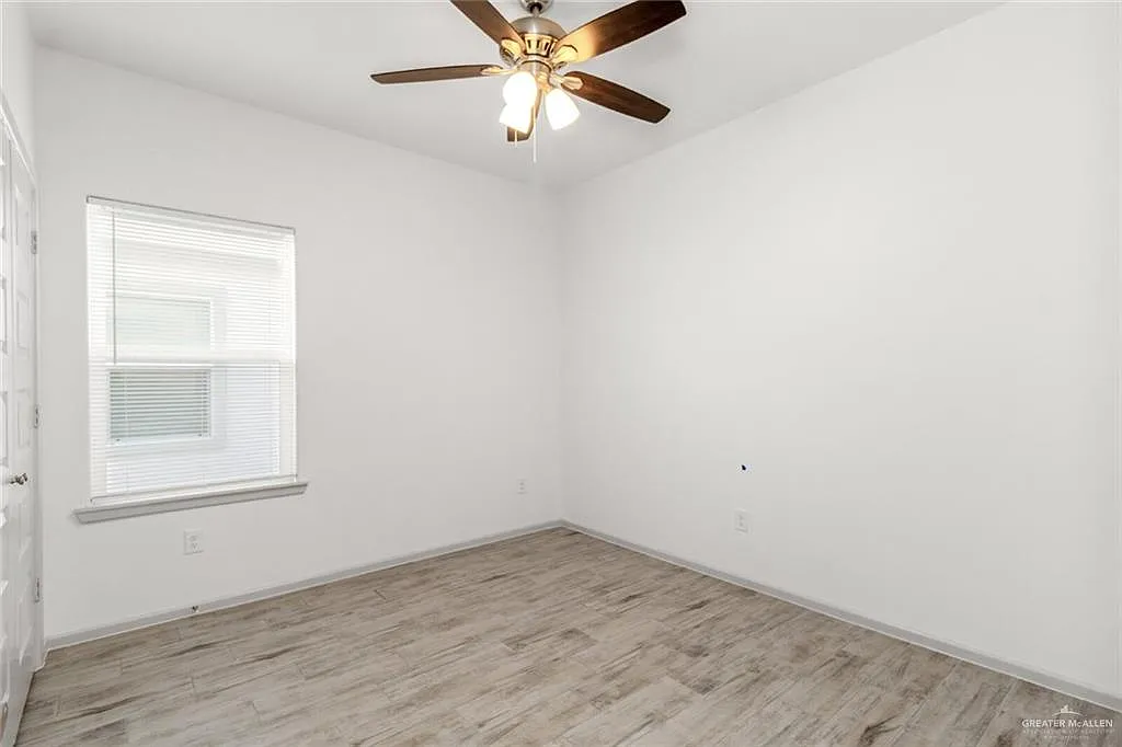 3 bed, 2.0 bath, 1175 sqft, $1,175 — Photo 4