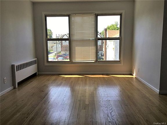 2nd image of 15 Quinby Ave APT 2D