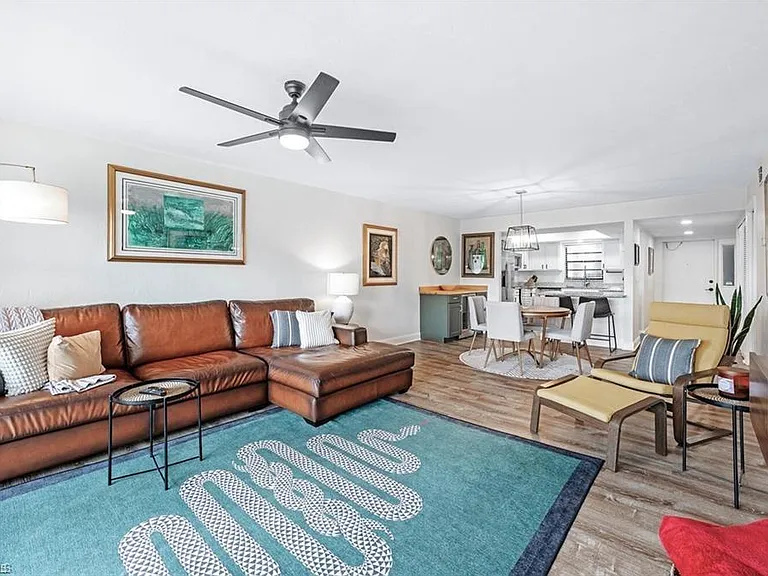 700 Valley Stream Dr #202 — Photo 7