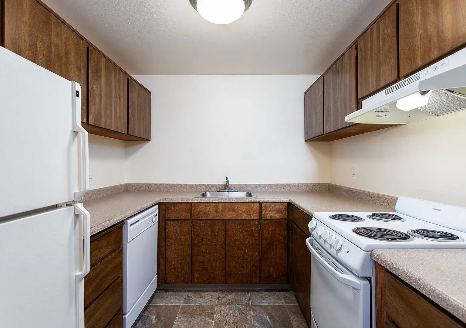 Conestoga Park Apartments — Photo 1