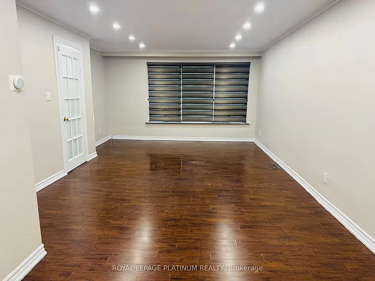 7073 Magic Ct — Photo 13