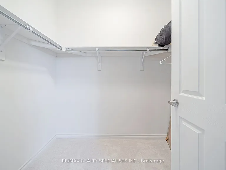 4 Elderberry Way — Photo 40