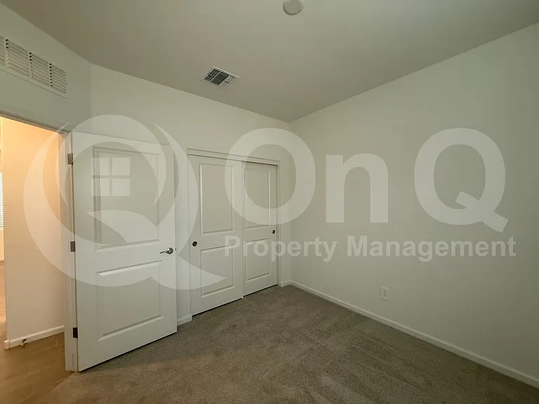 6901 W Sweetshade Ln — Photo 21