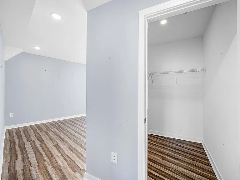 1352 N 27th St - DPD 4676 Pyramid — Photo 25