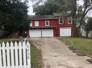4430 1st St, Bacliff, TX 77518