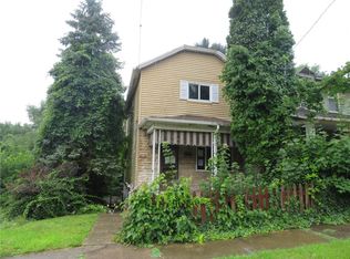 424 Ohio Ave, Midland, PA 15059