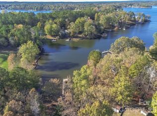 1645 Rolling Hills Rd, Ridgeway, SC 29130