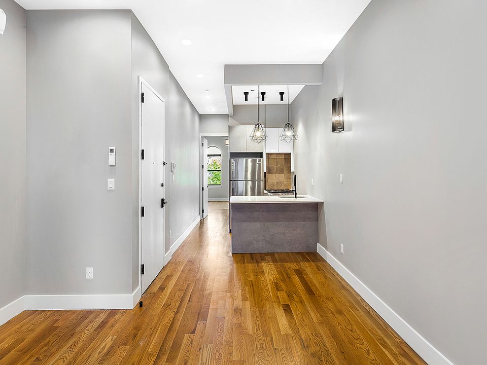 1st image of 315 Menahan St #3A