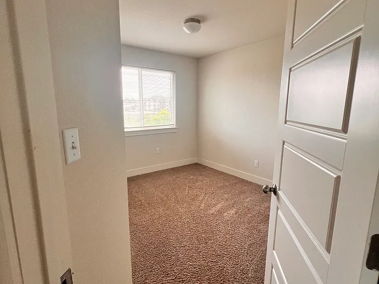 100 Clearlake Dr — Photo 18