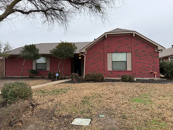 3rd image of 1522 Waterford Dr