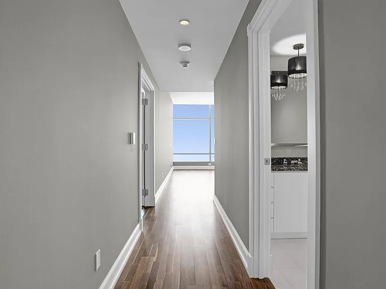 900 W Olympic Blvd #39C — Photo 7