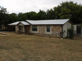 1530 Ranchero Rd, Kerrville, TX 78028