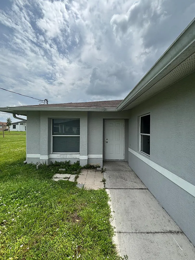 1133 Harry Ave S - 1133 Harry Ave S — Photo 2