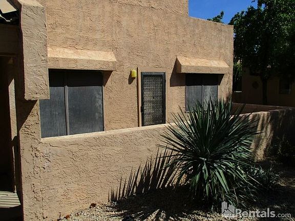 2nd image of 10828 N Biltmore Dr APT 108