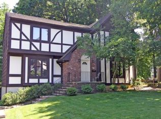 18 Pine Ter E, Short Hills, NJ 07078