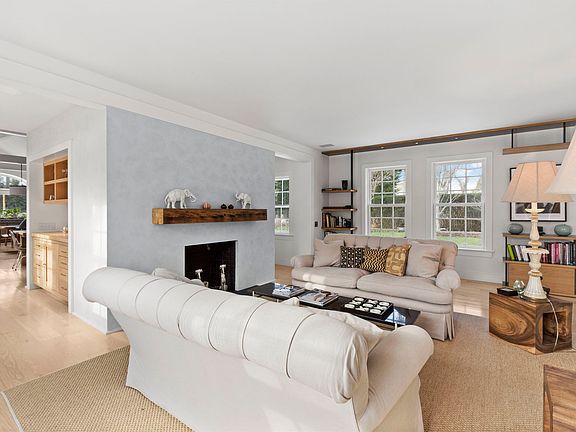 3rd image of 182 Church Ln