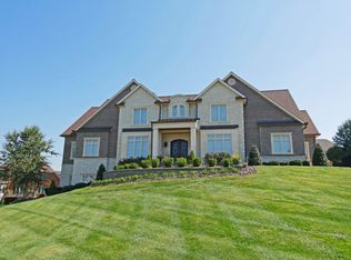 14 Fox Run Ln, Johnson City, TN 37604