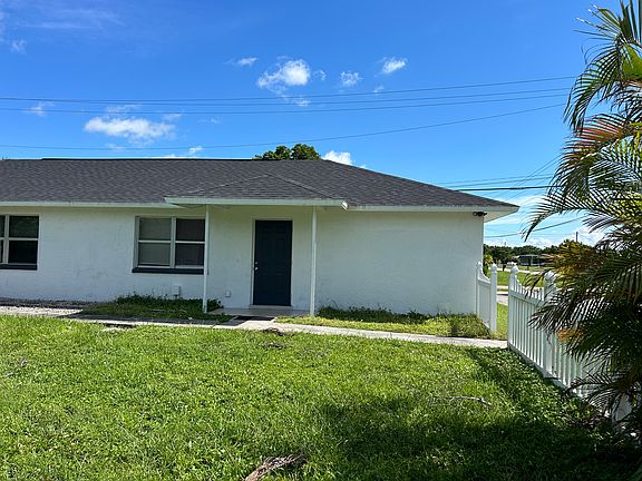 3rd image of 957 NE Pine Island Ln #957