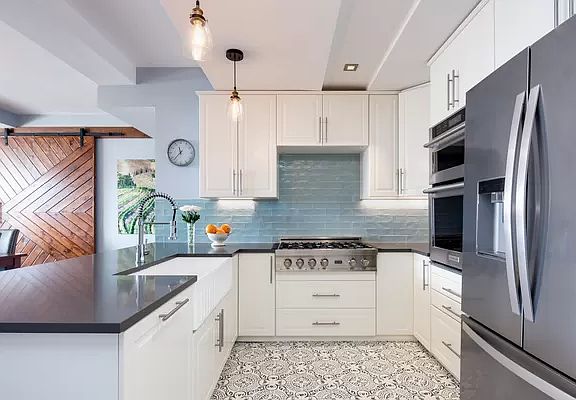 2nd image of 2-17 51st Ave #804/5