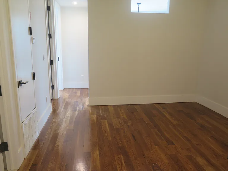 675 Marcy Ave #3R — Photo 7