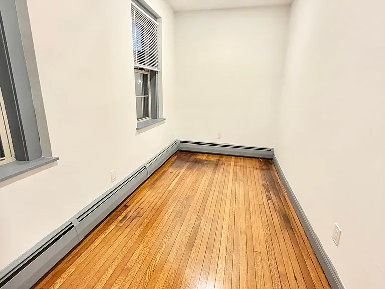 604 Chapel St #3 — Photo 5
